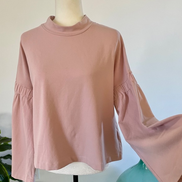 *SOLD* Two by Vince Camuto, Soft Pink Sweater - Medium - Picture 4 of 5